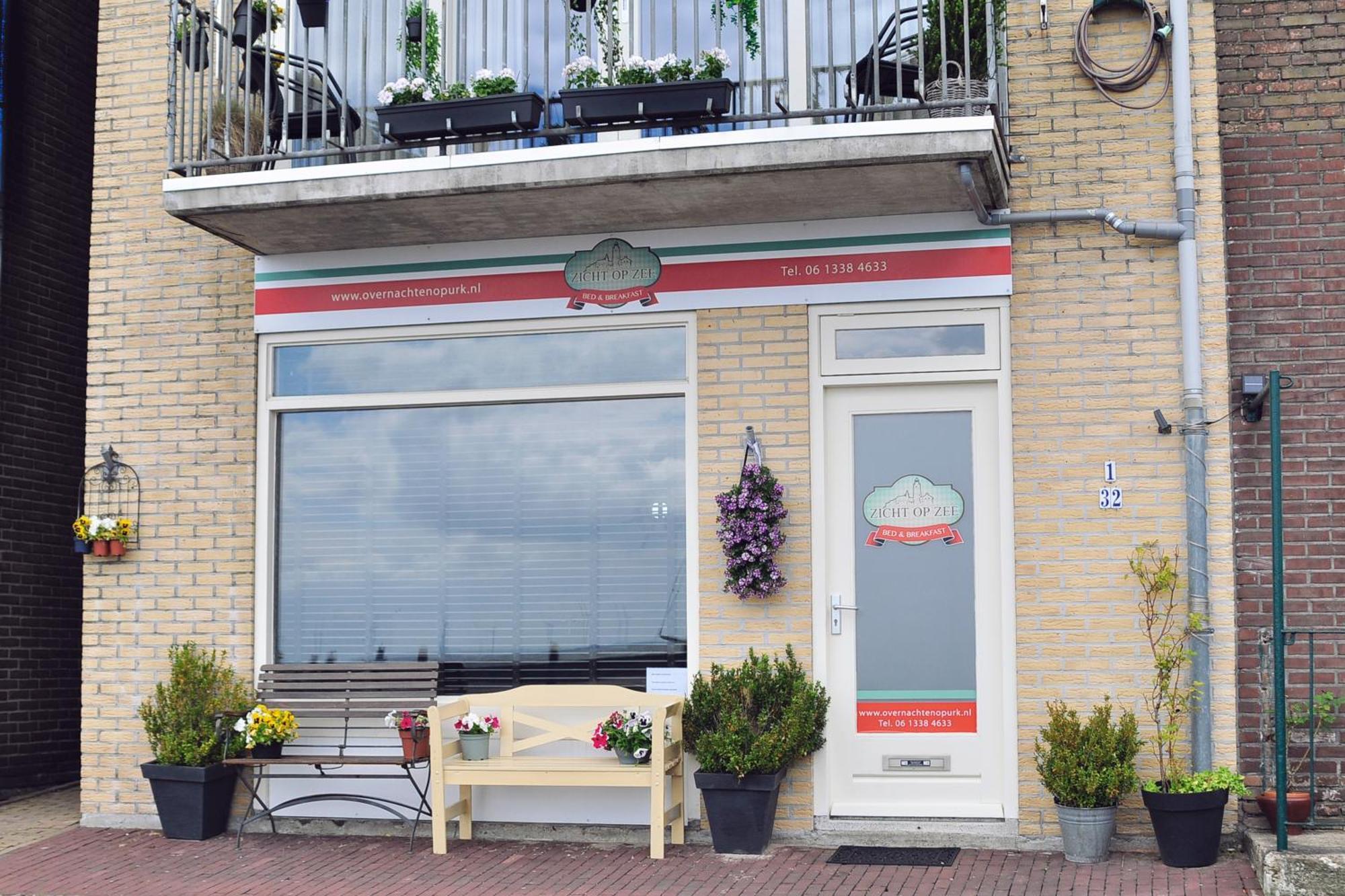 Bed and Breakfast Zicht Op Zee Urk Exteriér fotografie